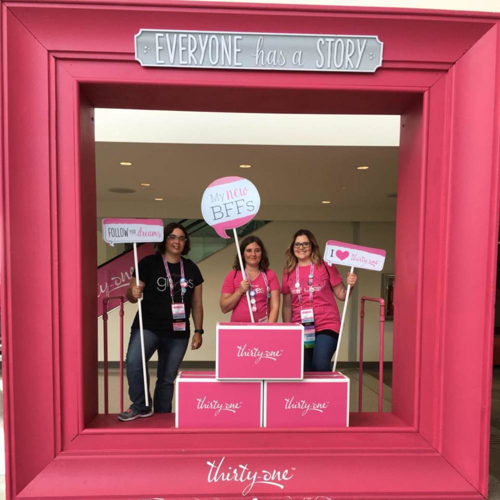 Meet your Posher, Emily